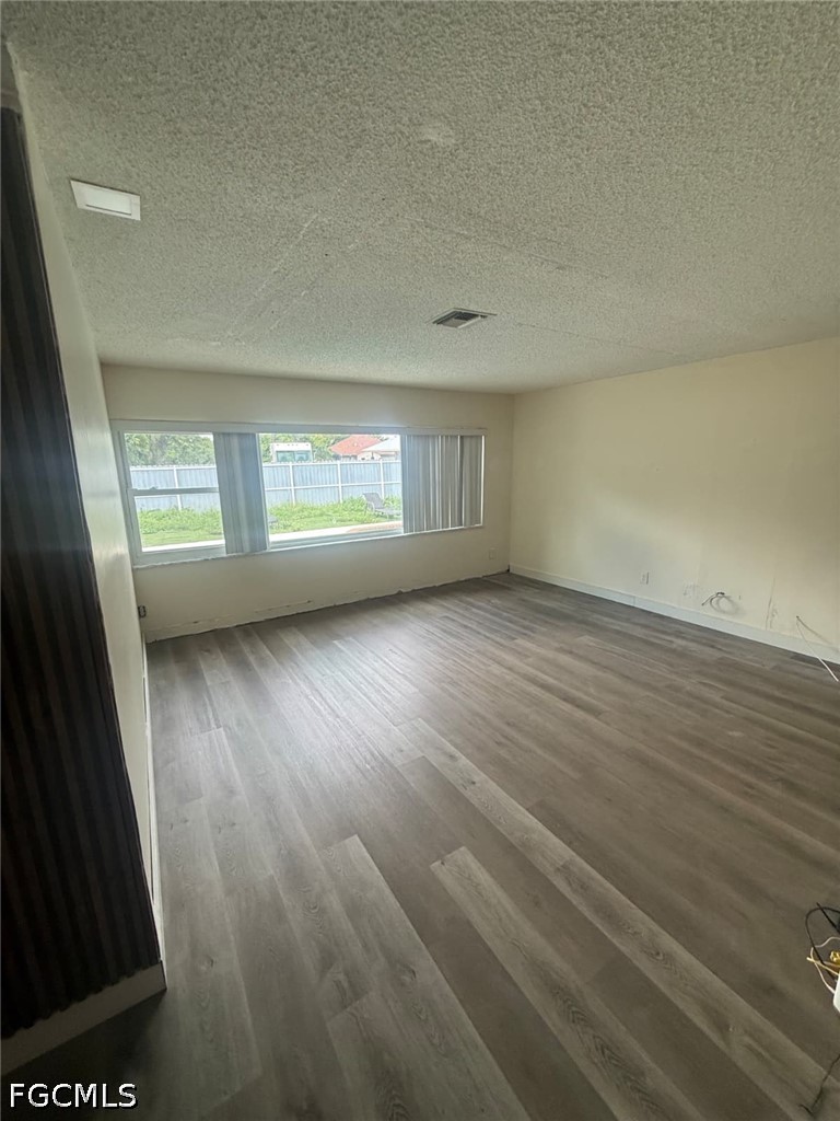3 Bed Pool Home for Sale in Lehigh Acres, photo 12