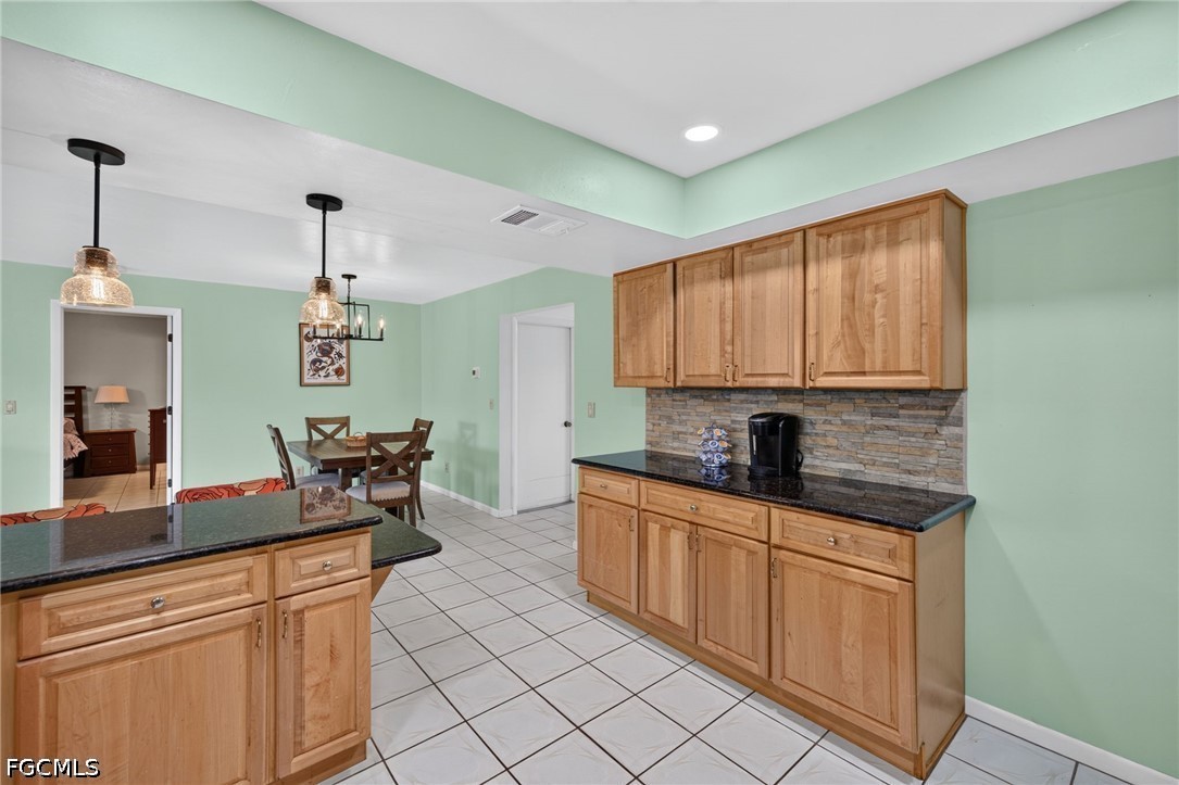 3 Bed Pool Home for Sale in Cape Coral, photo 12