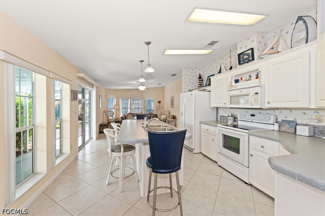 3 Bed ManufacturedHome for Sale in Fort Myers, photo 12
