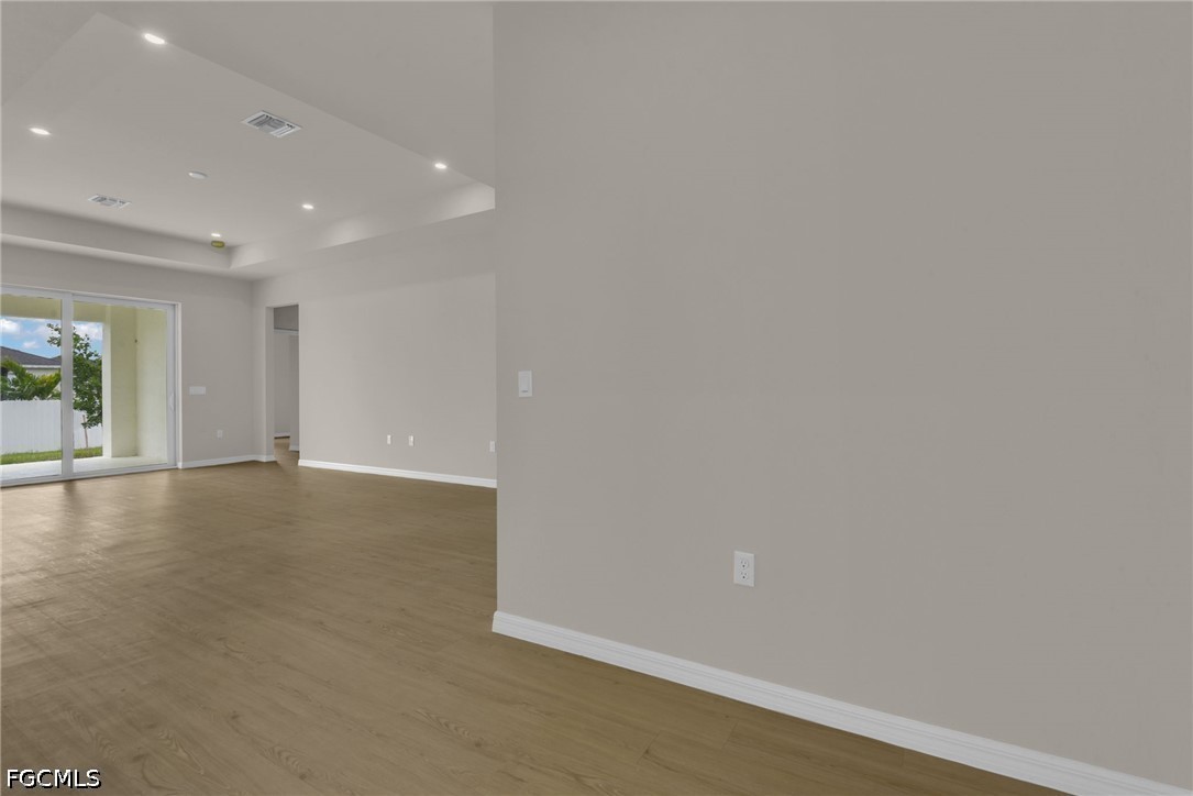 4 Bed SingleFamilyResidence for Sale in Cape Coral, photo 12