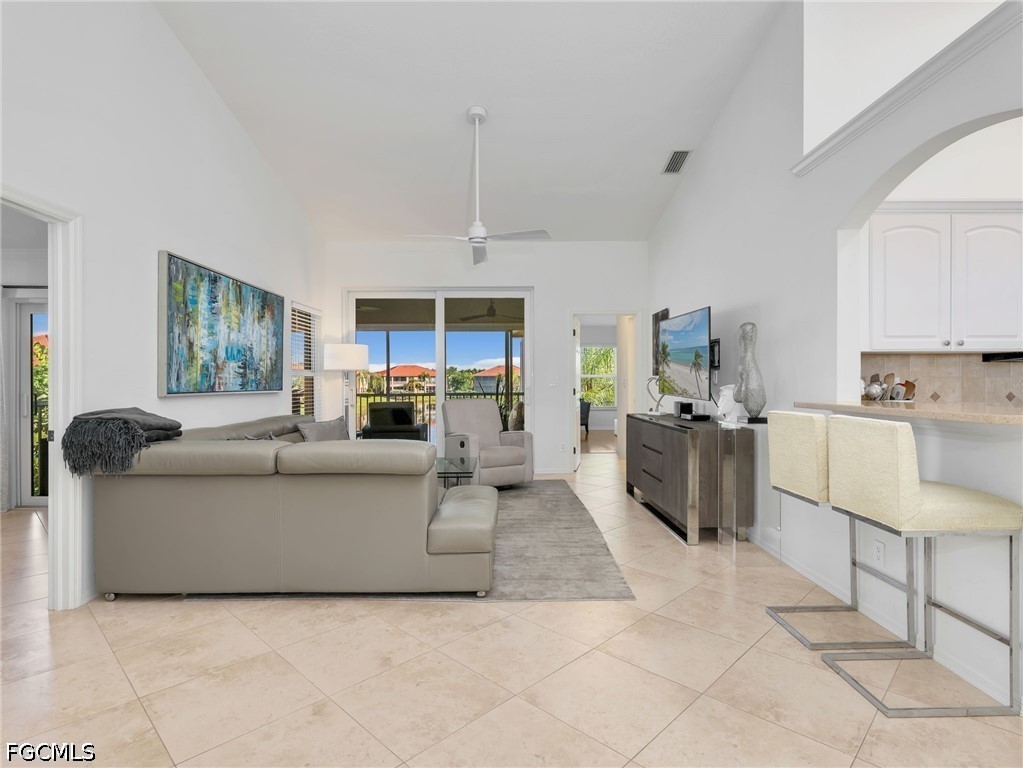2 Bed Waterfront Home for Sale in Naples, photo 12