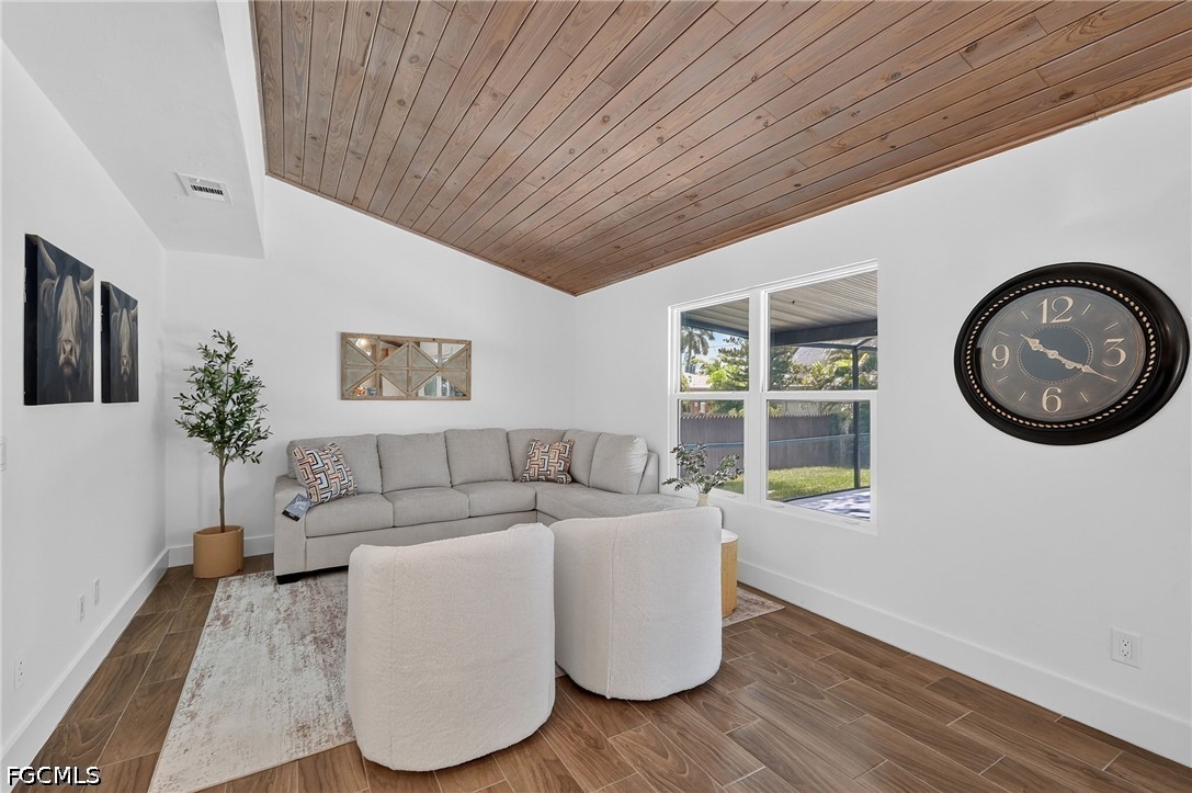 3 Bed Pool Home for Sale in San Carlos Park, photo 12