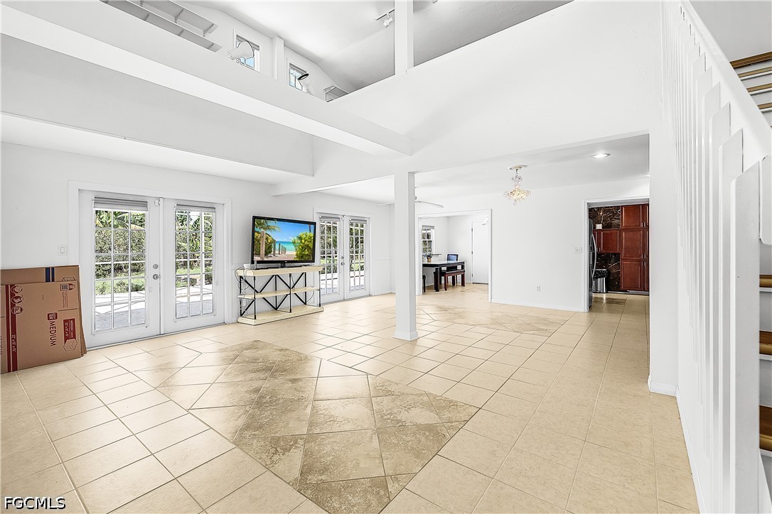 3 Bed SingleFamilyResidence for Sale in Acreage, photo 12