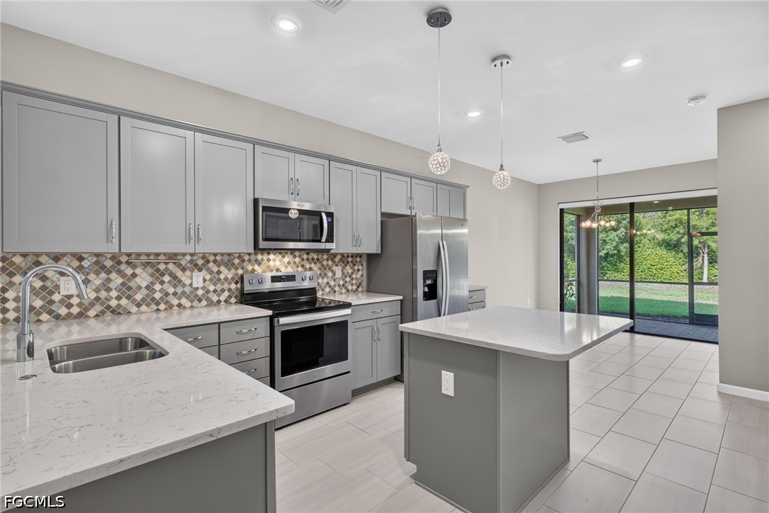 3 Bed SingleFamilyResidence for Sale in Eagle Reserve, photo 12