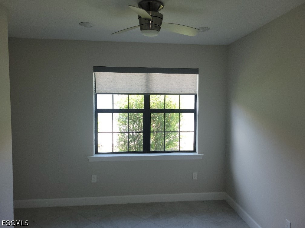 2 Bed Attached for Sale in Esplanade Lake Club, photo 12