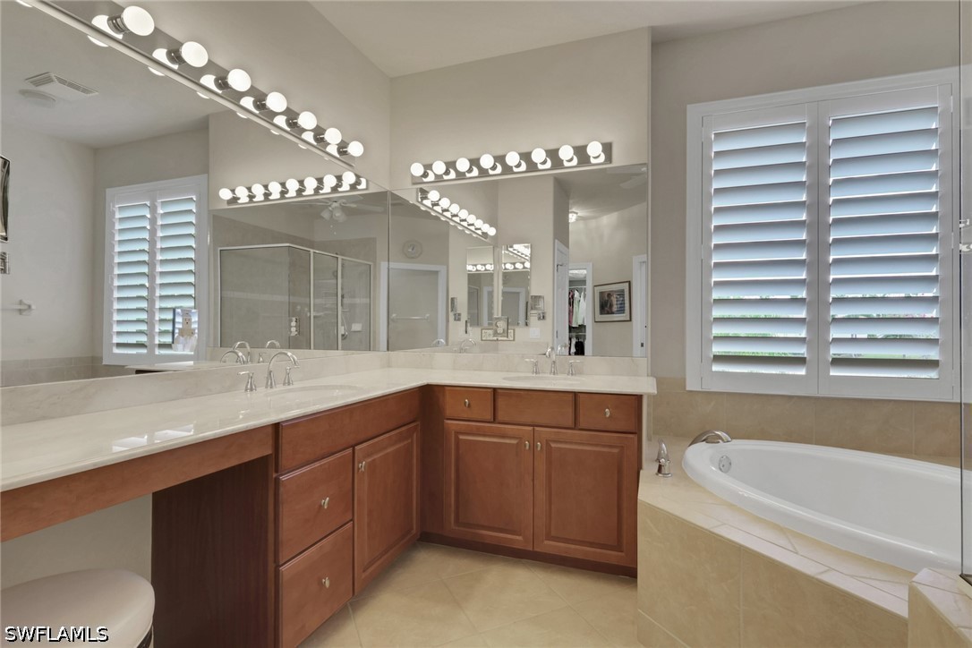 3 Bed Condominium for Sale in The Enclave, photo 12