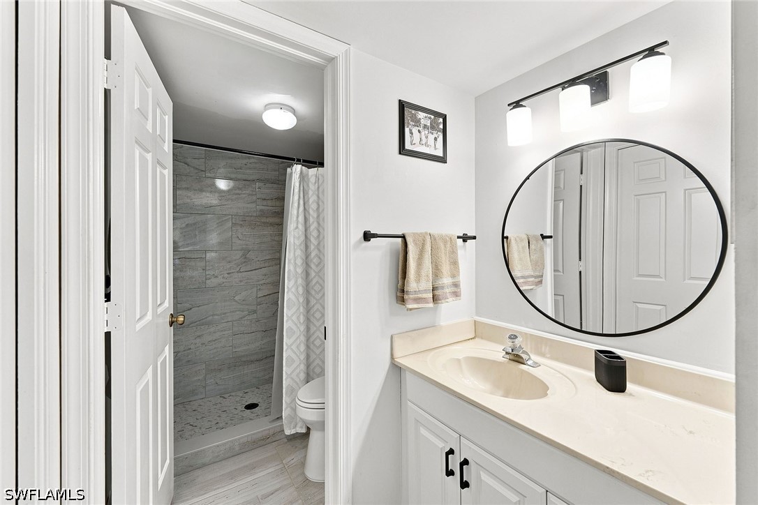 2 Bed Condominium for Sale in Naples, photo 12