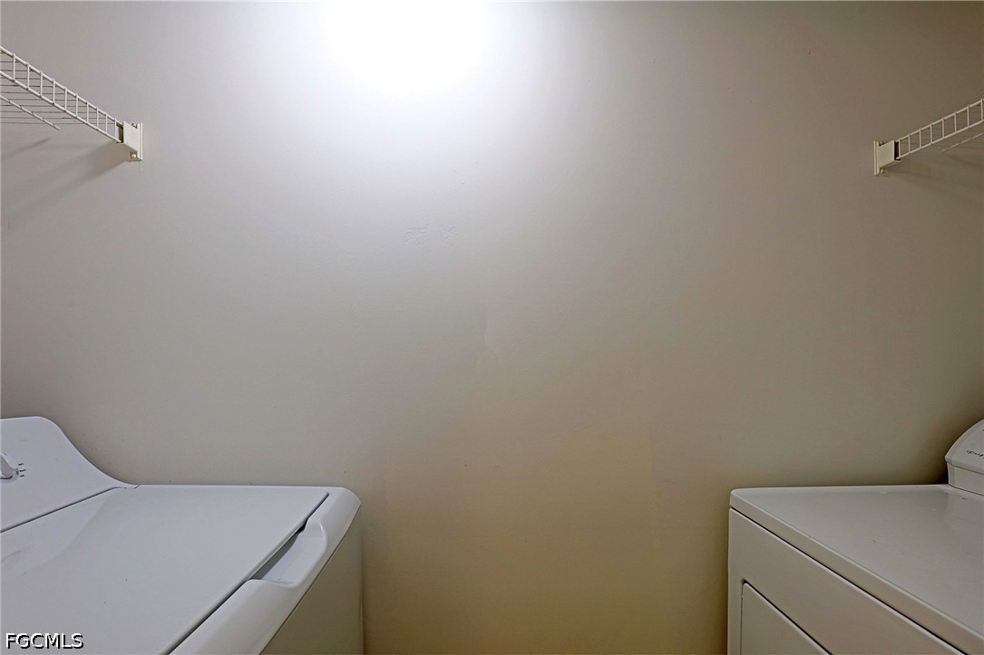 2 Bed Townhouse for Sale in Fort Myers, photo 12