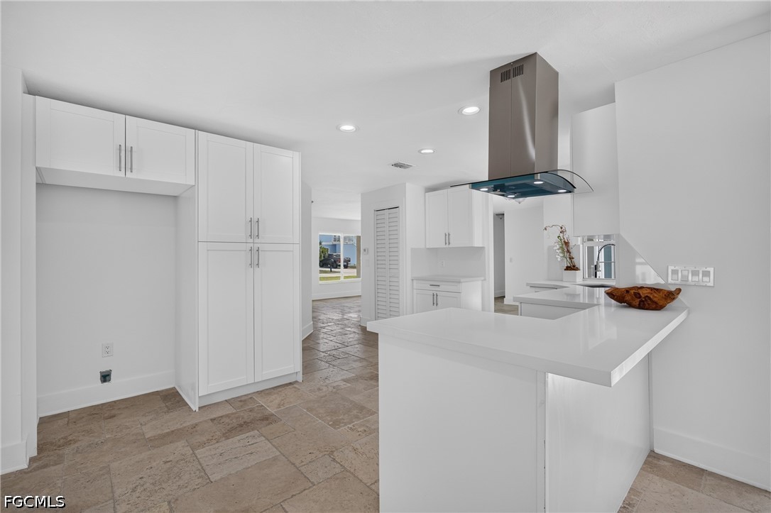 3 Bed Pool Home for Sale in Fort Myers, photo 12