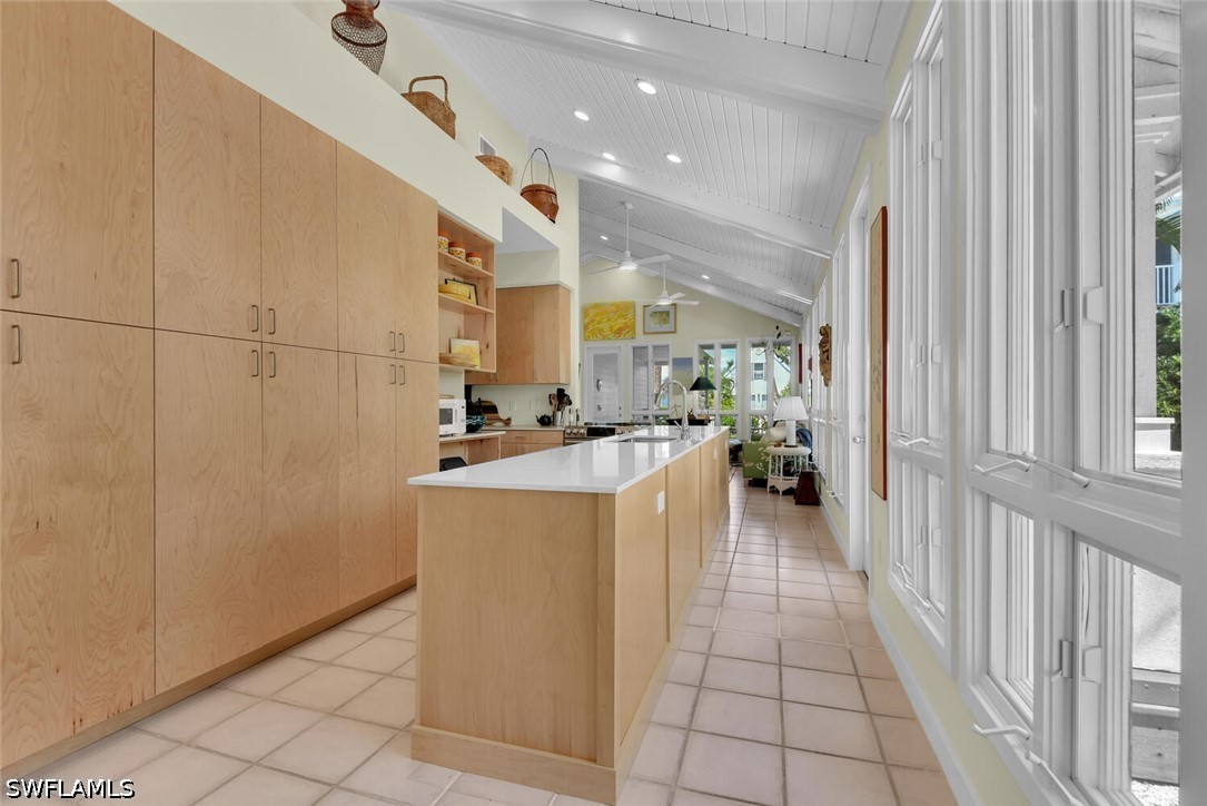 4 Bed SingleFamilyResidence for Sale in Naples, photo 12