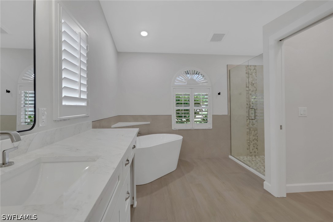 4 Bed Waterfront Home for Sale in Naples, photo 12