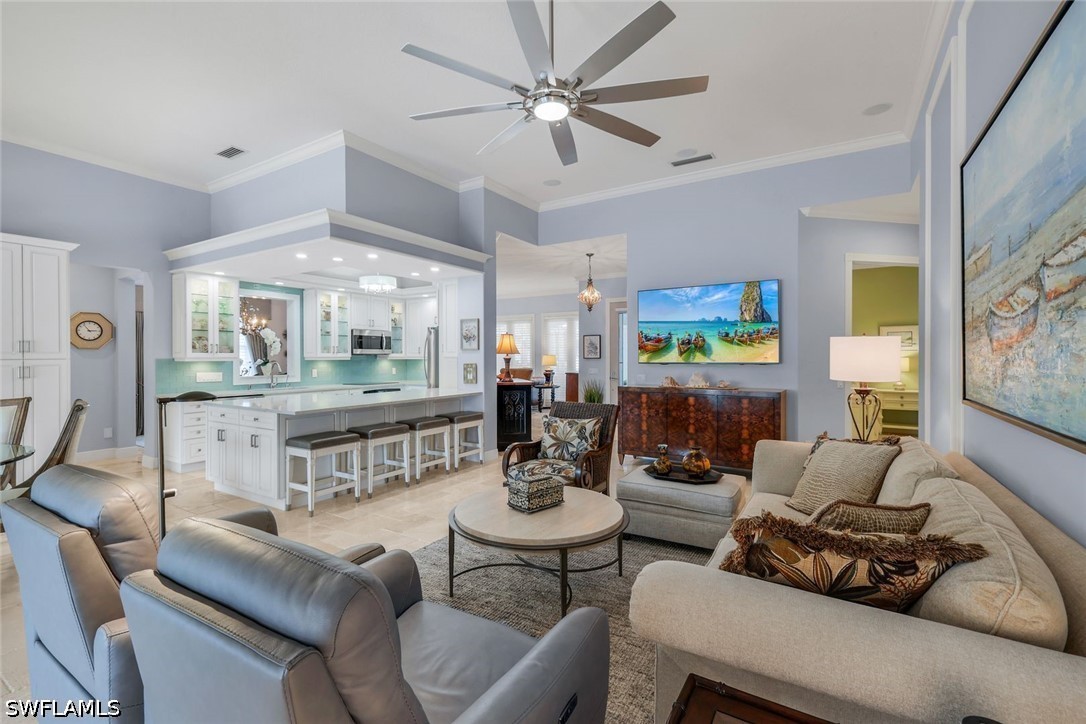 4 Bed Pool Home for Sale in Island Walk, photo 12