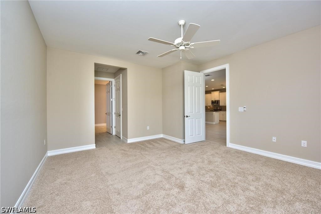4 Bed SingleFamilyResidence for Sale in Naples, photo 12