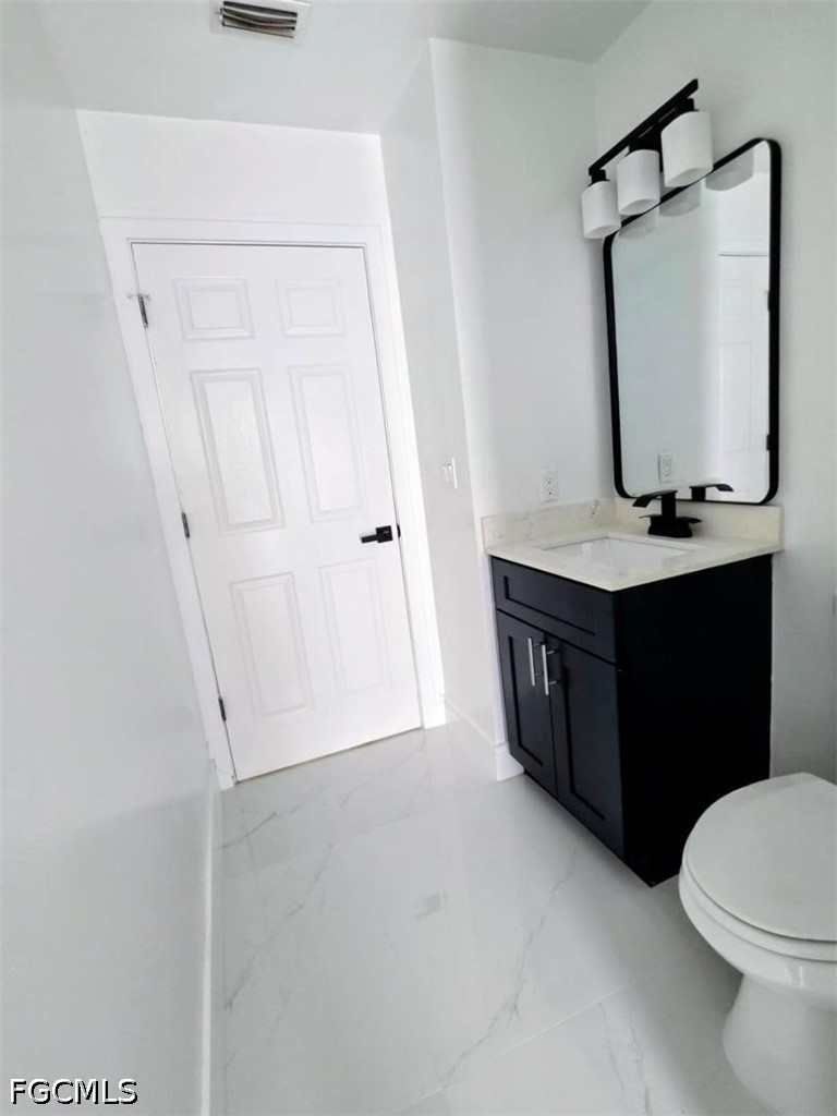 3 Bed Pool Home for Sale in Cape Coral, photo 12
