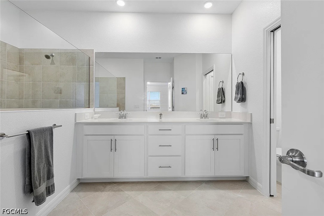 3 Bed Condominium for Sale in Webbs Reserve, photo 12
