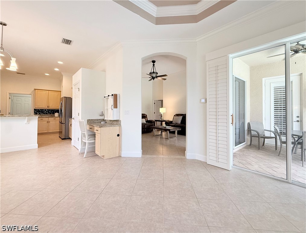 3 Bed Pool Home for Sale in Madison Park, photo 12