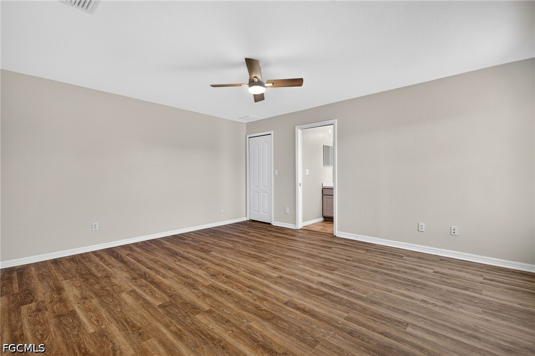 3 Bed SingleFamilyResidence for Sale in Cape Coral, photo 12