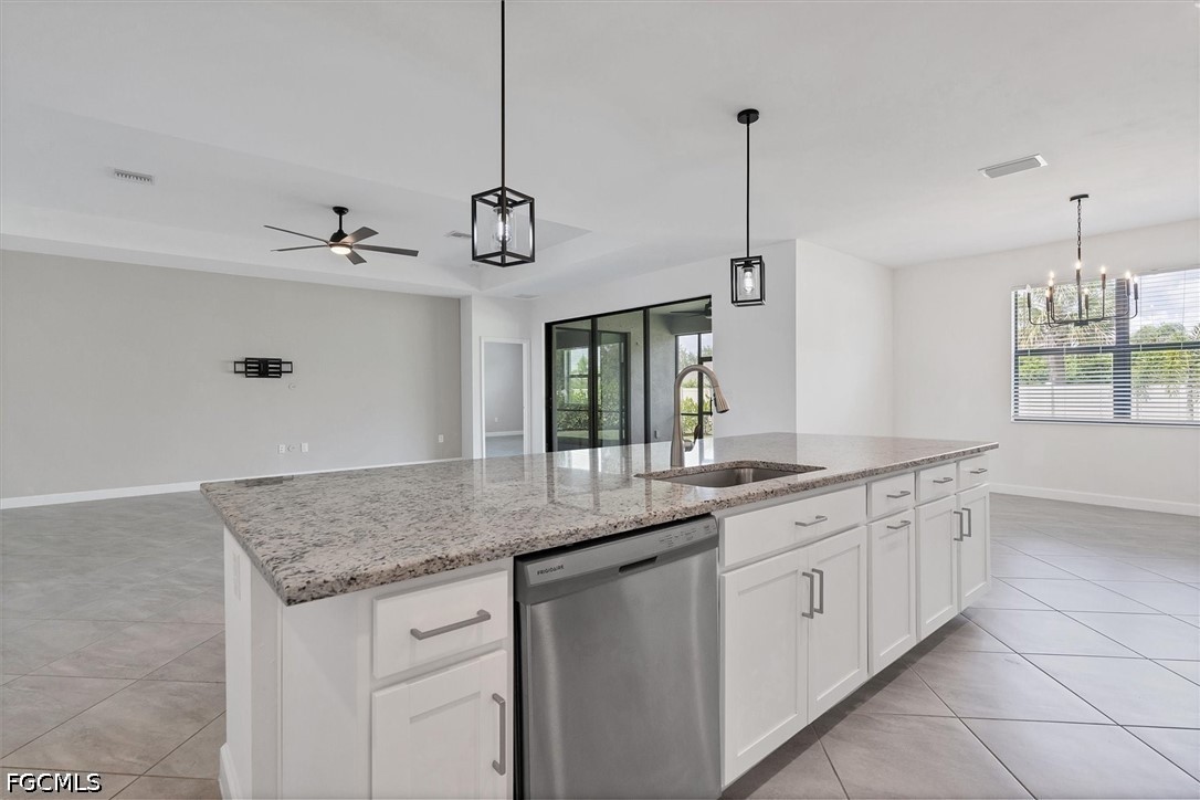 3 Bed SingleFamilyResidence for Sale in Timber Creek, photo 12