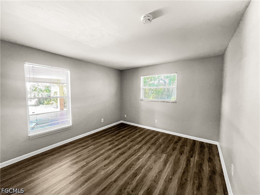 2 Bed Waterfront Home for Sale in Cape Coral, photo 12