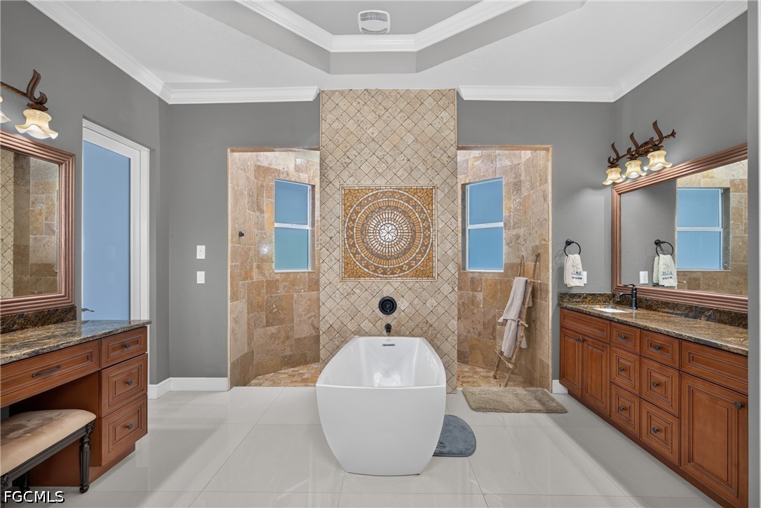5 Bed Pool Home for Sale in Naples, photo 12