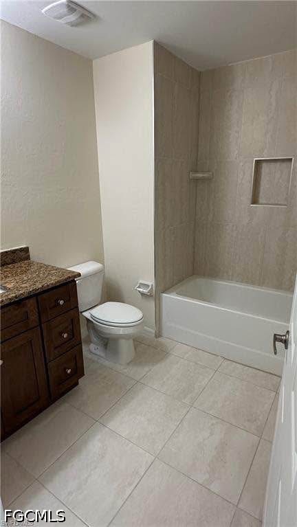 3 Bed Waterfront Home for Sale in Cape Coral, photo 12