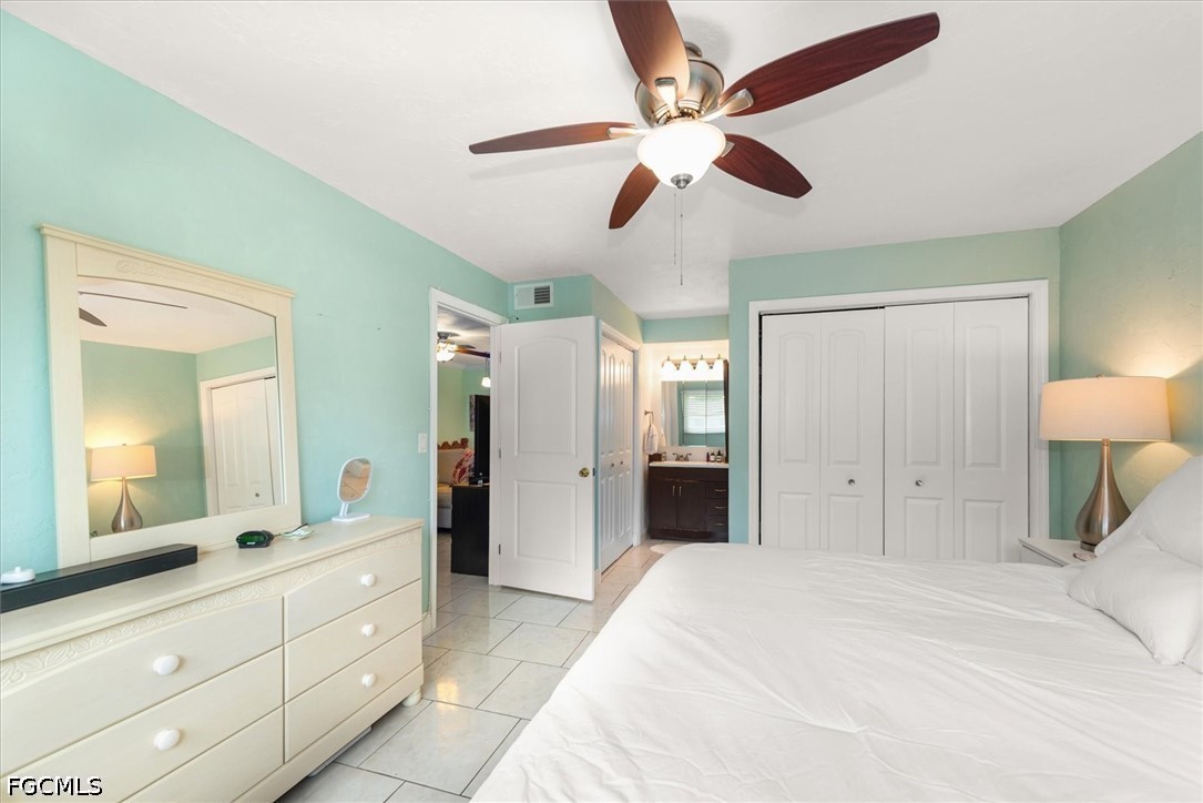 2 Bed Condominium for Sale in Fort Myers, photo 12