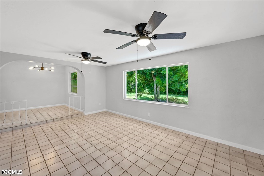 3 Bed SingleFamilyResidence for Sale in Cape Coral, photo 12
