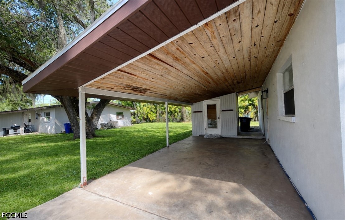 1 Bed Duplex for Sale in Fort Myers, photo 12