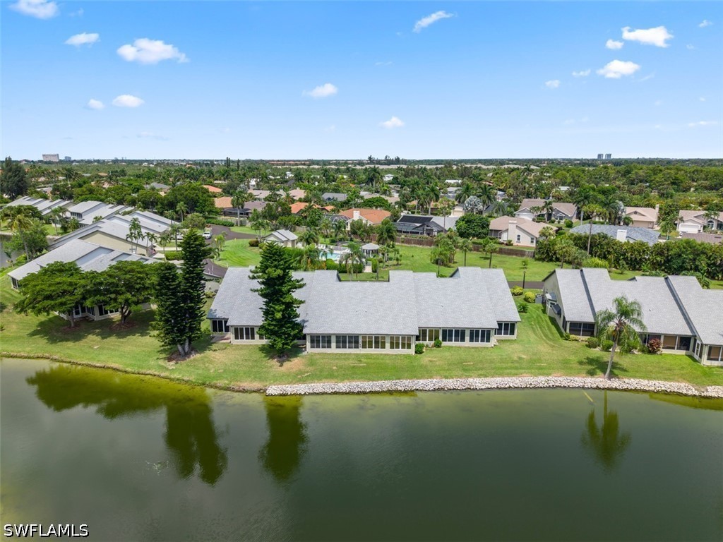 2 Bed Waterfront Home for Sale in Fort Myers, photo 12