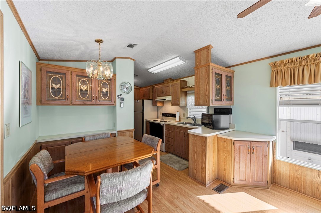 1 Bed ManufacturedHome for Sale in Estero, photo 12