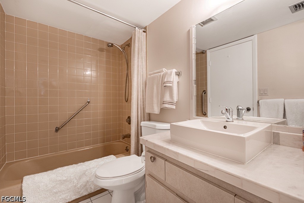 1 Bed Condominium for Sale in Seven Lakes, photo 12