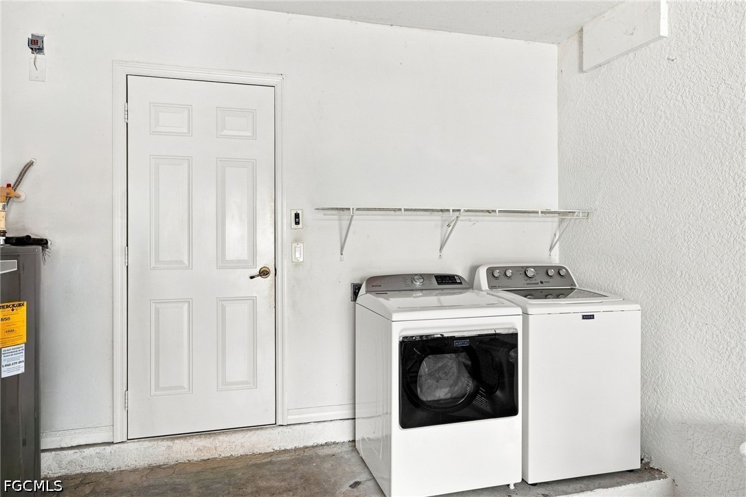 3 Bed SingleFamilyResidence for Sale in Fort Myers, photo 12