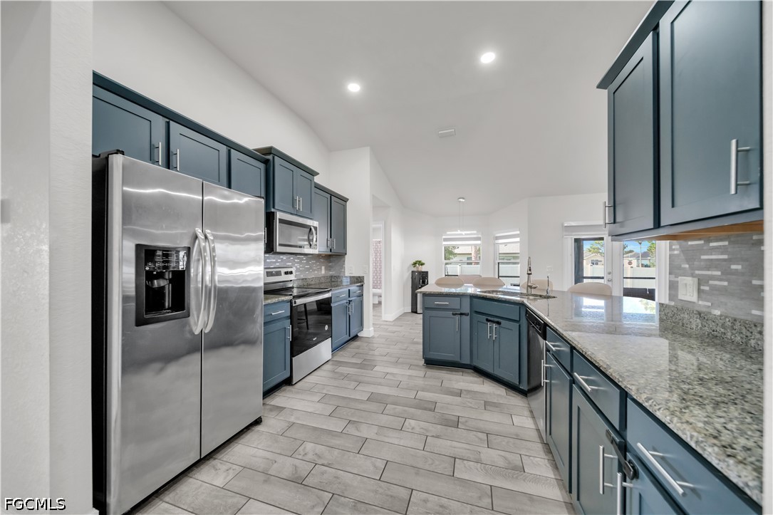 4 Bed SingleFamilyResidence for Sale in Cape Coral, photo 12