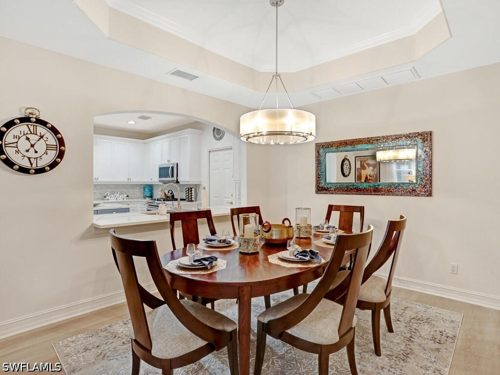 2 Bed Condominium for Sale in Naples, photo 12