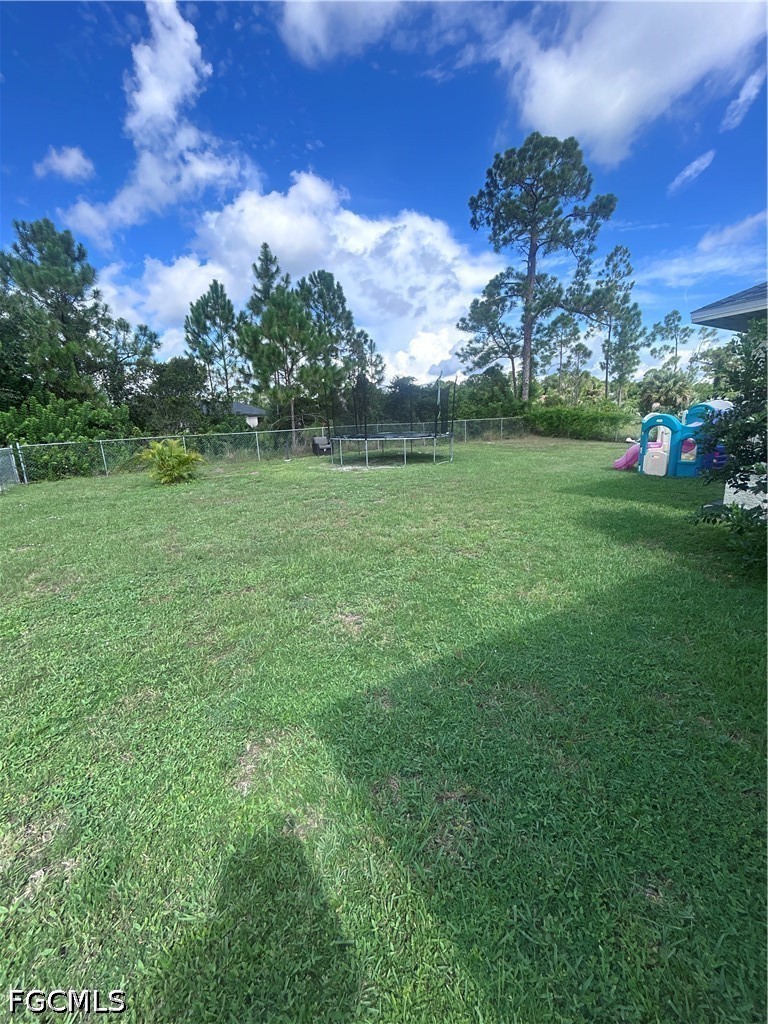 3 Bed SingleFamilyResidence for Sale in Lehigh Acres, photo 12