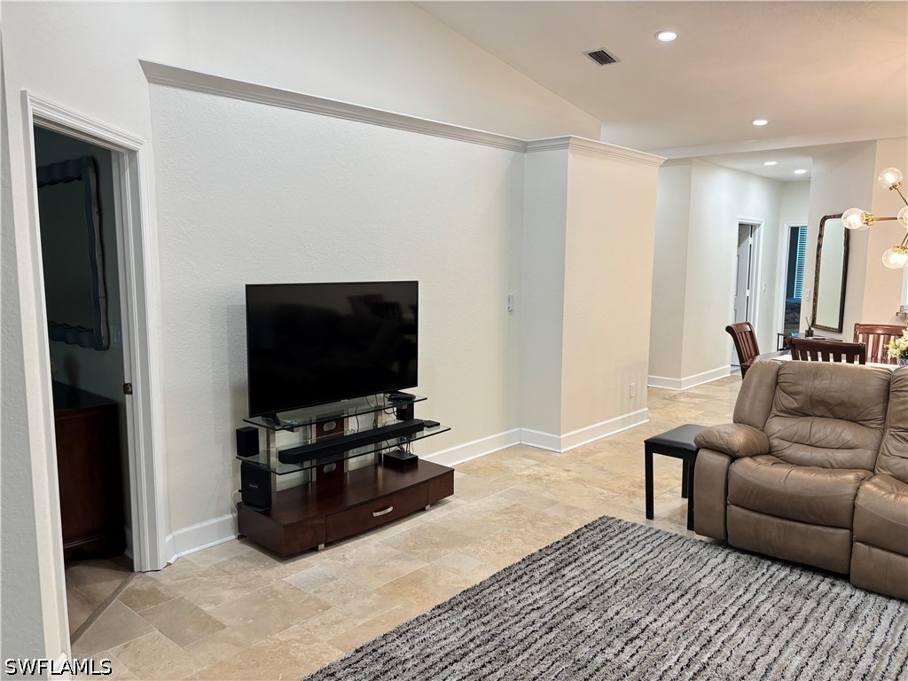 2 Bed Condominium for Sale in Charleston Square, photo 12