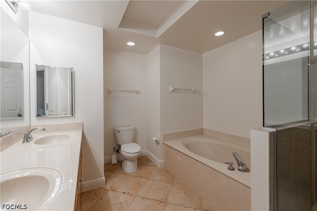 3 Bed Waterfront Home for Sale in St. Tropez, photo 12