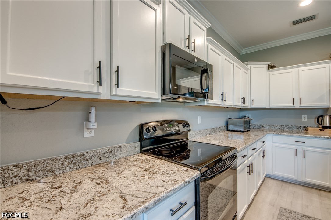 4 Bed Waterfront Home for Sale in Moody River Estates, photo 12