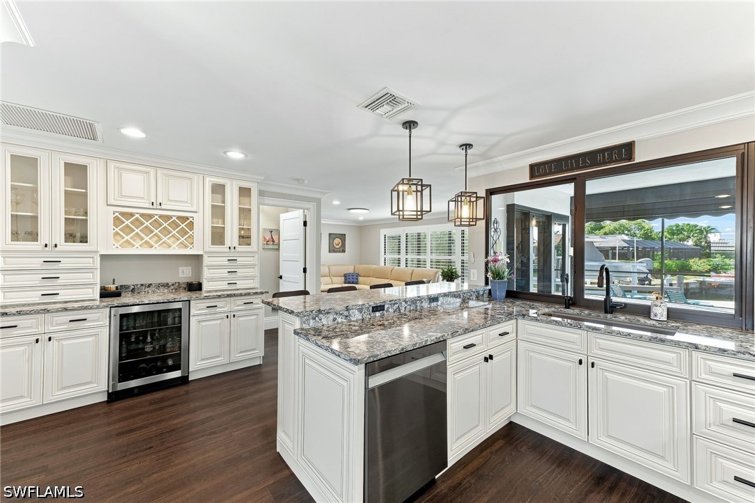 3 Bed Pool Home for Sale in Marco Island, photo 12