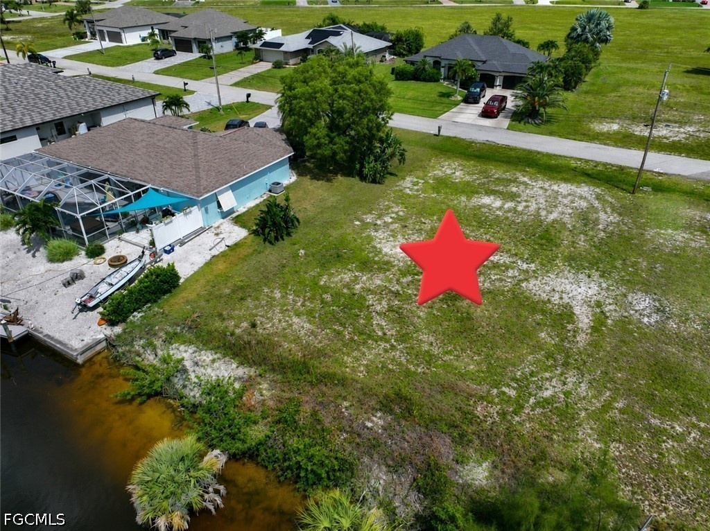 Waterfront Home for Sale in Cape Coral, photo 12