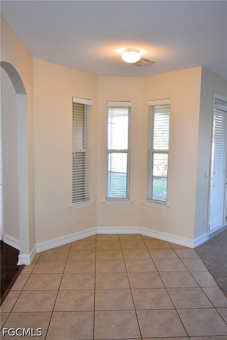 4 Bed SingleFamilyResidence for Sale in Cape Coral, photo 12