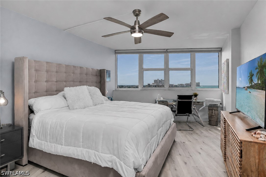 2 Bed Waterfront Home for Sale in Marco Island, photo 12