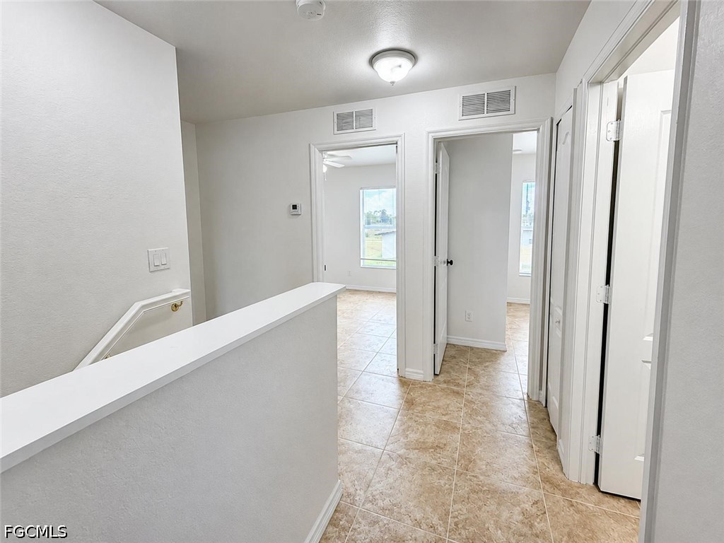 4 Bed SingleFamilyResidence for Sale in Lehigh Acres, photo 12