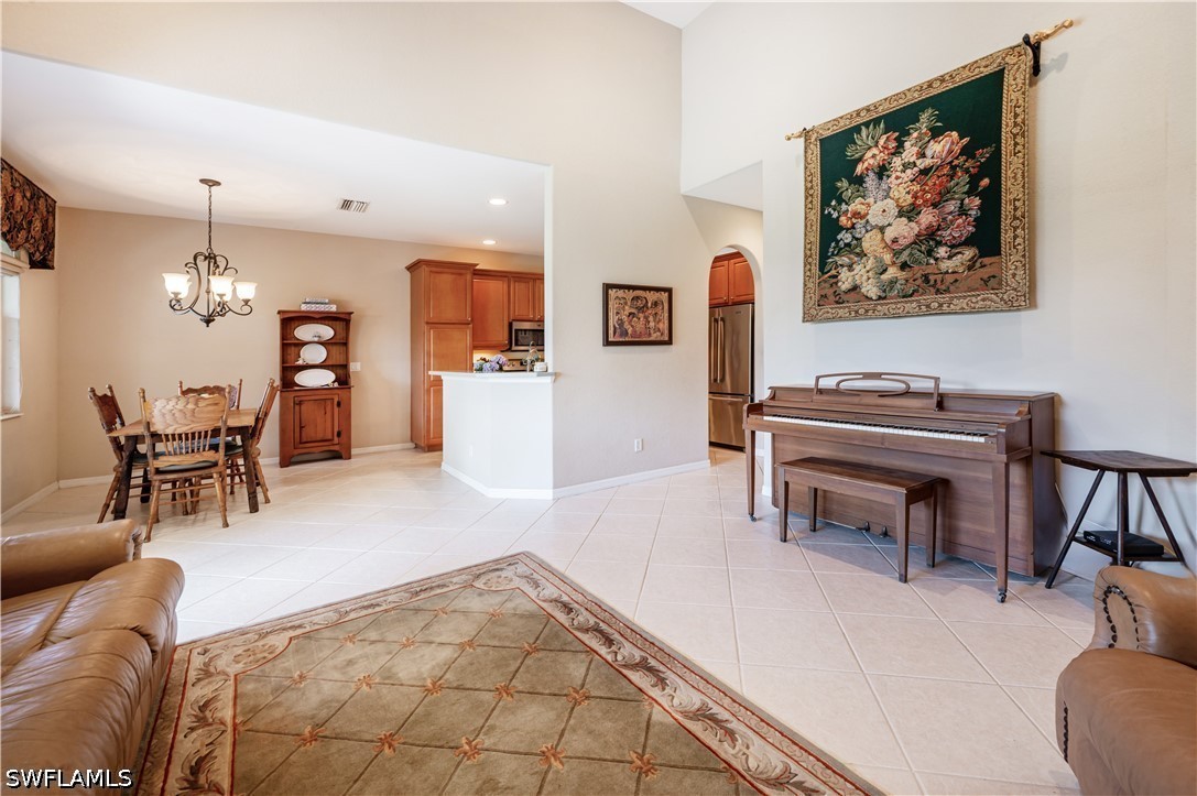 5 Bed SingleFamilyResidence for Sale in Naples, photo 12