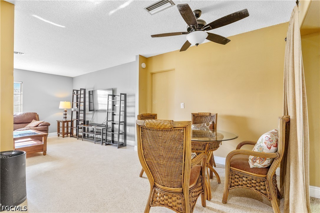 2 Bed SingleFamilyResidence for Sale in Cape Coral, photo 12