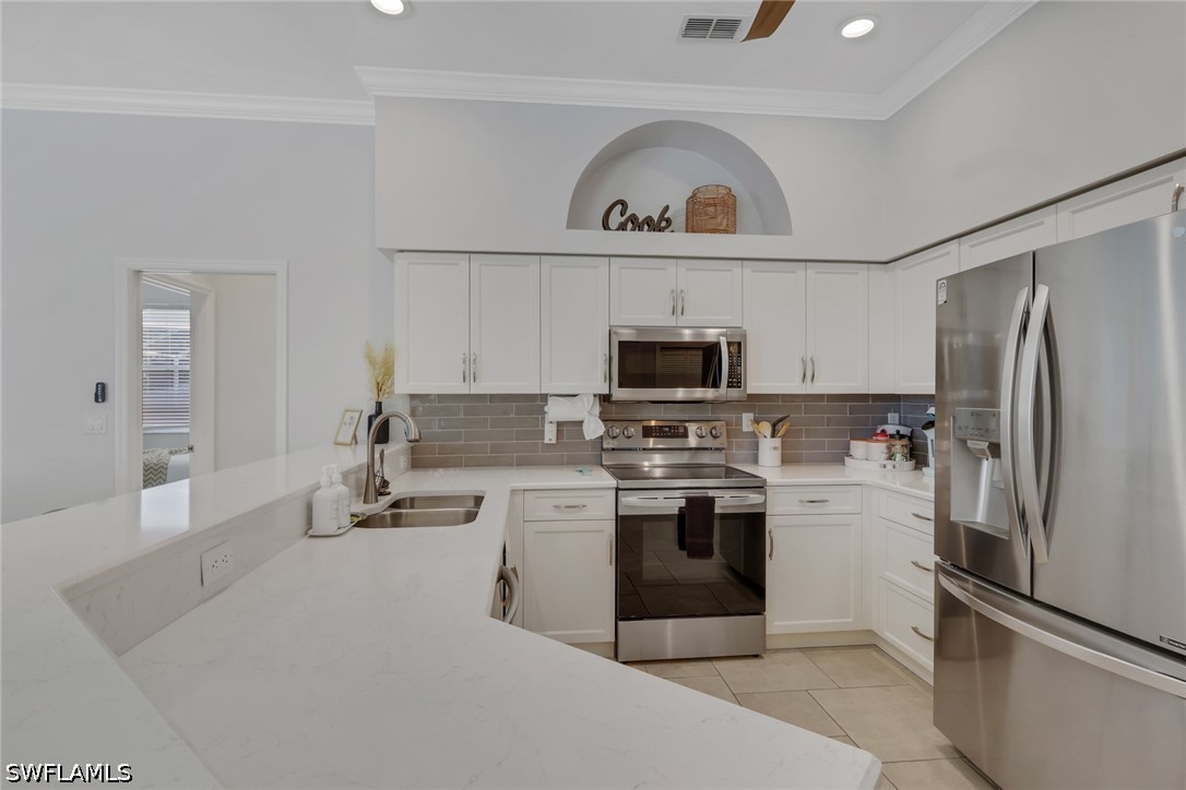 4 Bed Pool Home for Sale in Briarwood, photo 12