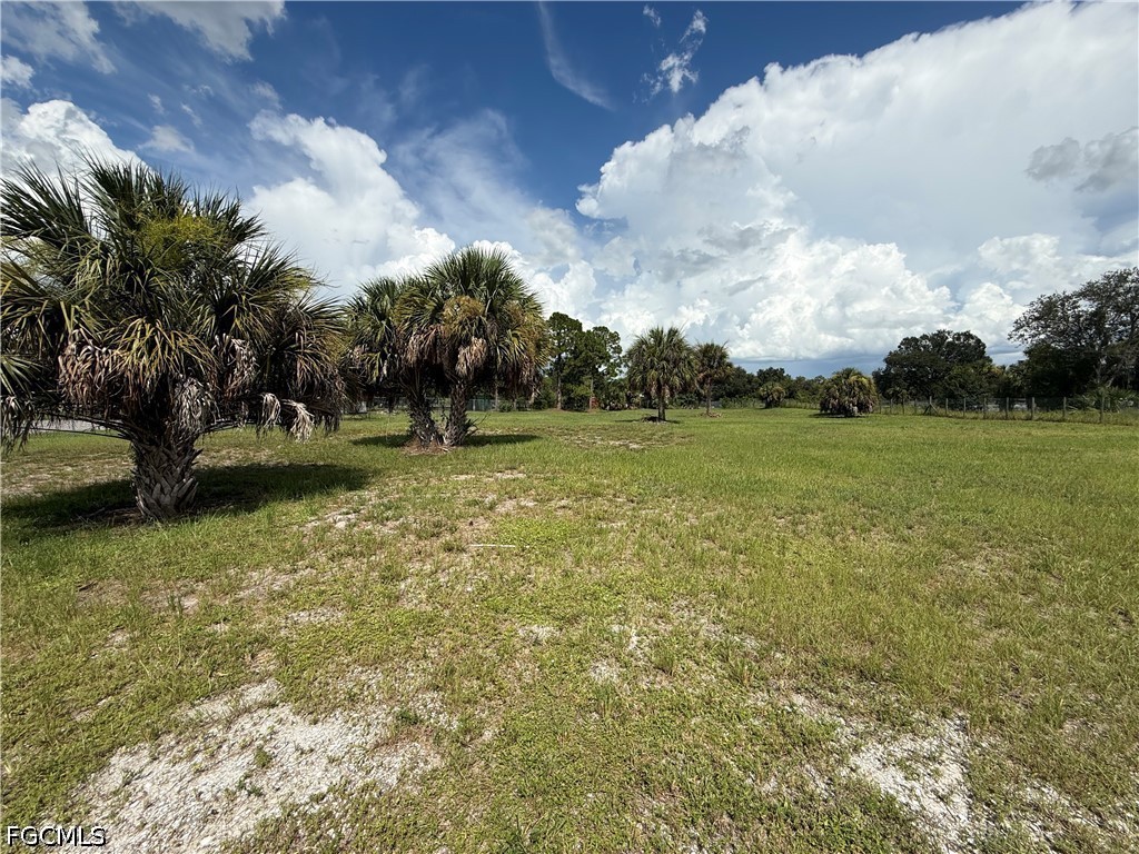 Residential for Sale in Montura Ranch Estates, photo 12