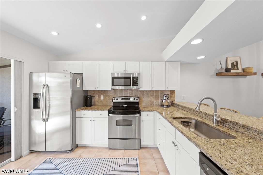 2 Bed Condominium for Sale in Winterpark, photo 12