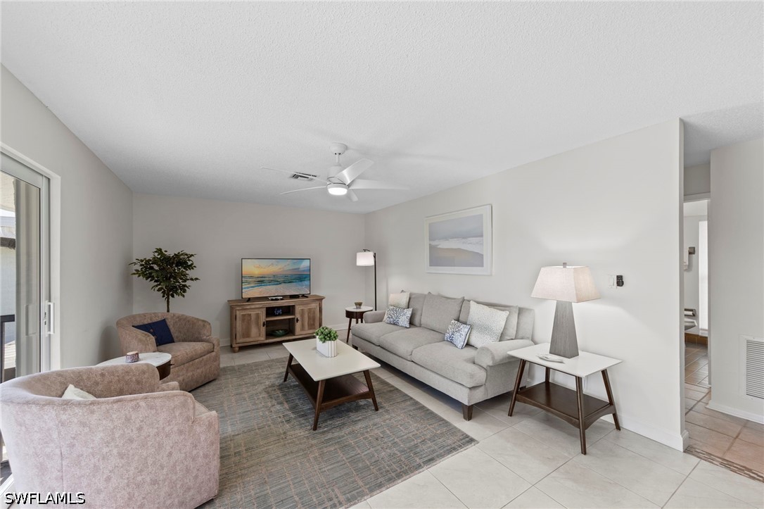 2 Bed Condominium for Sale in Naples, photo 12