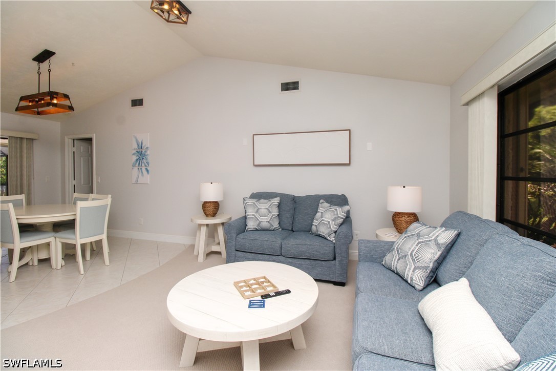 3 Bed Pool Home for Sale in Forest Hills, photo 12